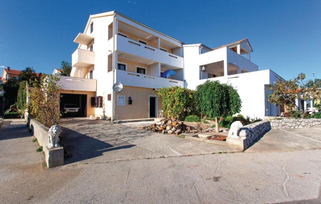 Apartmani Mile Krk Town Eksteriør billede